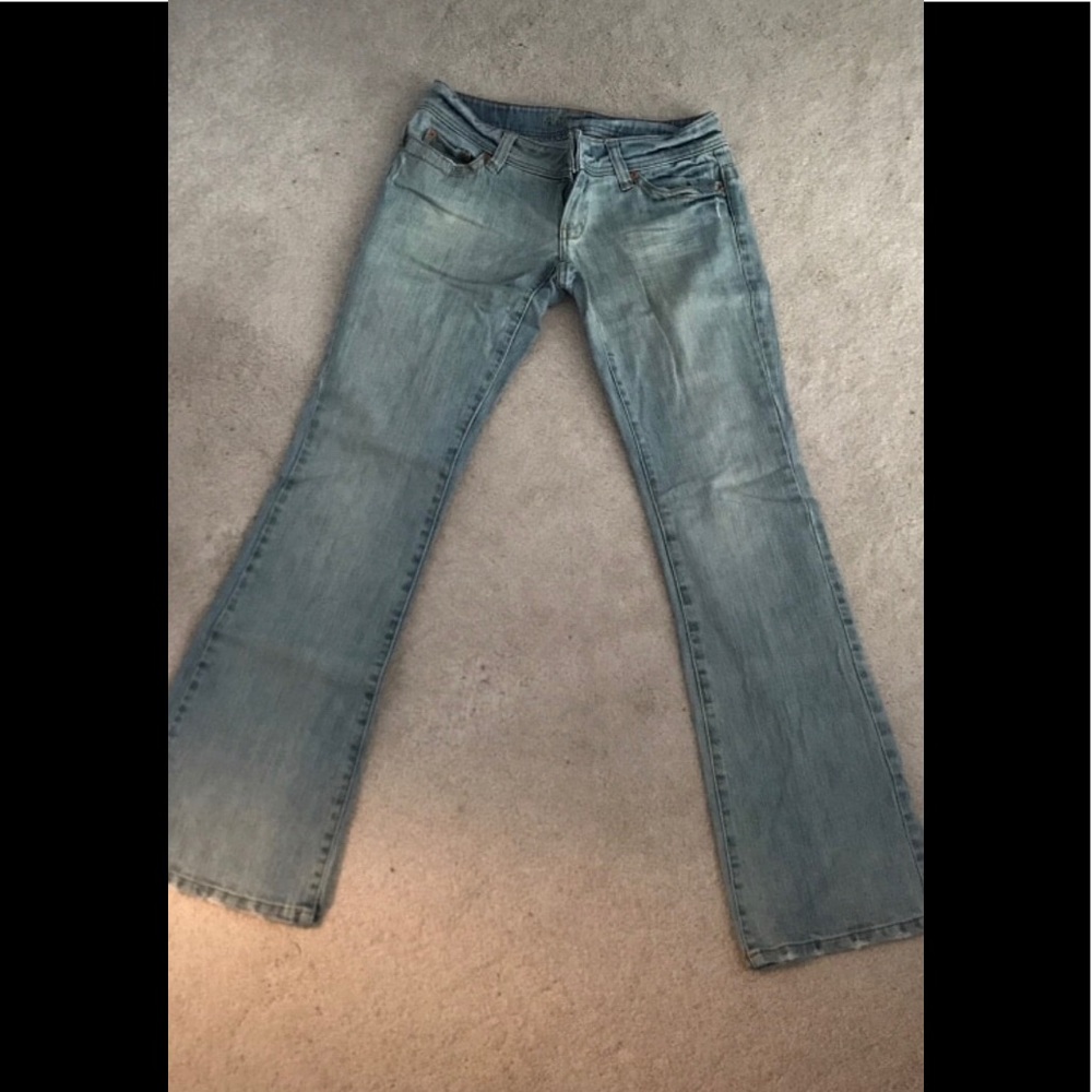 American eagle size 2 boot cut jeans